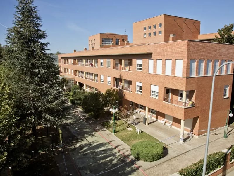 Residencia San Iñigo - Hogar de Ancianos in Calatayud, Aragón photo 3
