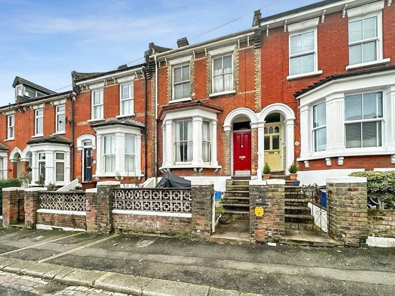 Jersey Road in Rochester, England photo 2