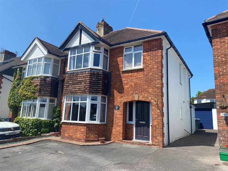 182 Hangleton Road - Assisted Living in Hove, England photo 2
