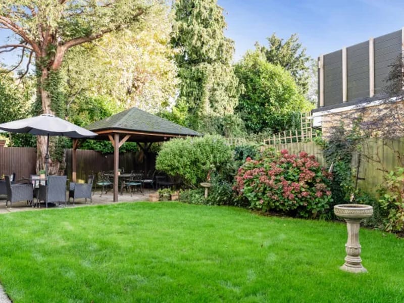 Minchenden Lodge in London, England photo 1