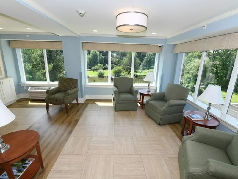 Commonwealth Senior Living at Willow Grove — Assisted Living, Willow Grove, PA · photo 3