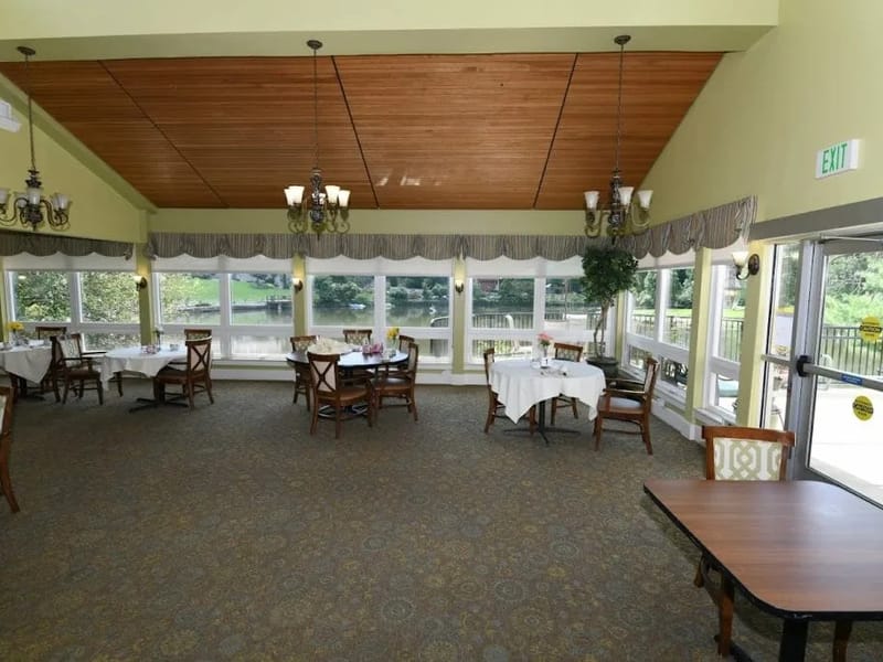 Commonwealth Senior Living at Willow Grove — Assisted Living, Willow Grove, PA · photo 2