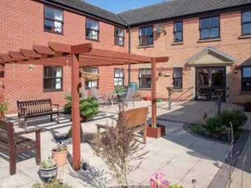 Verona Home Care Services Ltd - In-Home Care in Rotherham, England photo 1