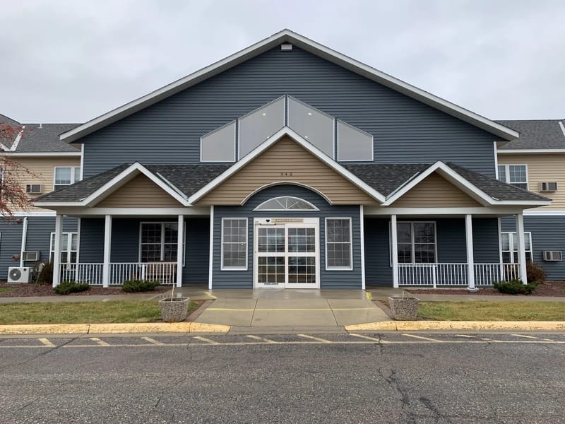 Ecumen Hutchinson The Oaks - Assisted Living in Hutchinson, MN photo 2