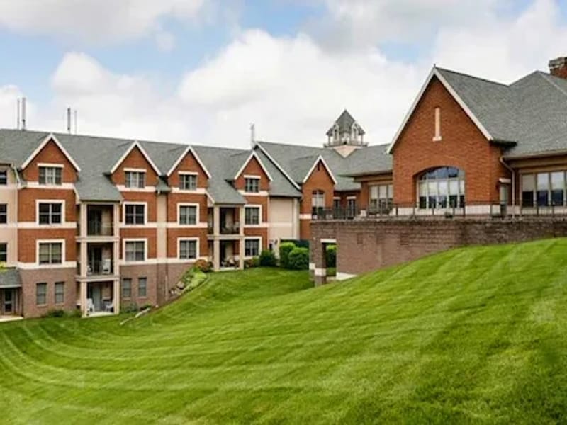 Complete Care at Berkshire LLC - Nursing Home in Reading, PA photo 2