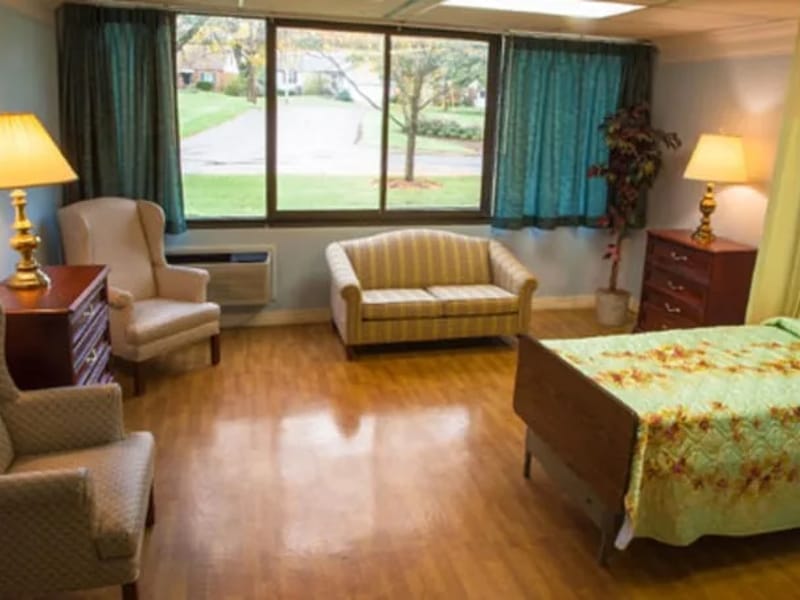 Alois Alzheimer Center The - Assisted Living in Cincinnati, OH photo 3