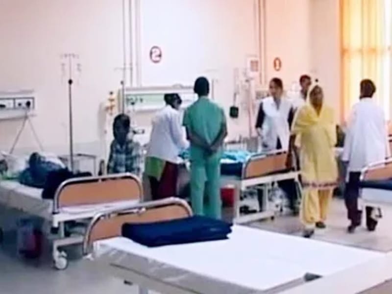 Chander Bawasir Hospital - अस्पताल in Kurukshetra, Haryana photo 1
