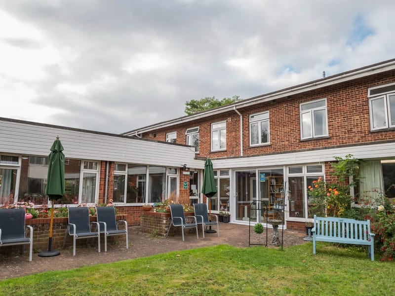 Martins House in Stevenage, England photo 1