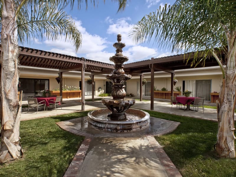 Cottonwood Canyon Healthcare Center - Nursing Home in El Cajon, CA photo 3