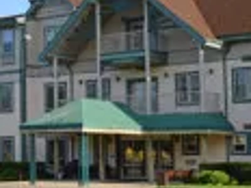 Wardell Gardens at Tinton Falls - Nursing Home in Neptune City, NJ photo 2