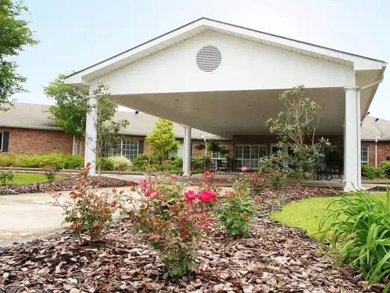 The Columns Rehabilitation and Healthcare Center — Nursing Home, Jonesville, LA · photo 2