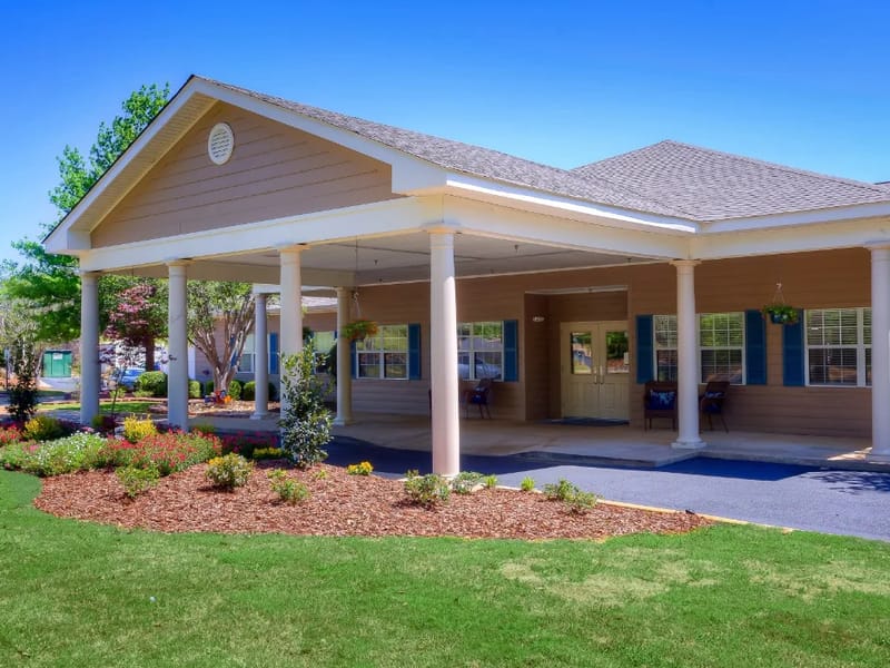 Merry Wood Lodge — Nursing Home, Elmore, AL · photo 2