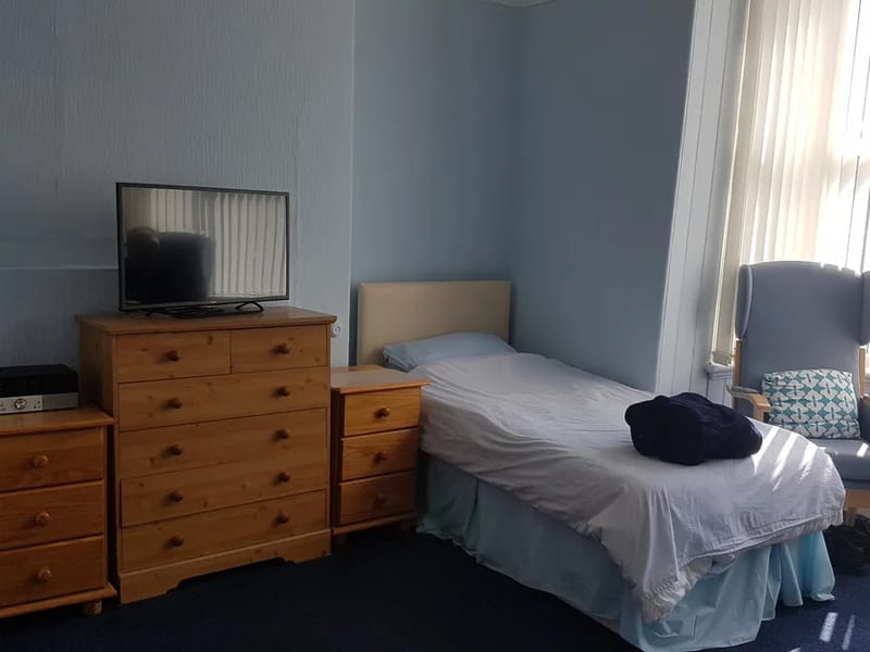 Lucy Lodge - Assisted Living in Bridlington, England photo 2