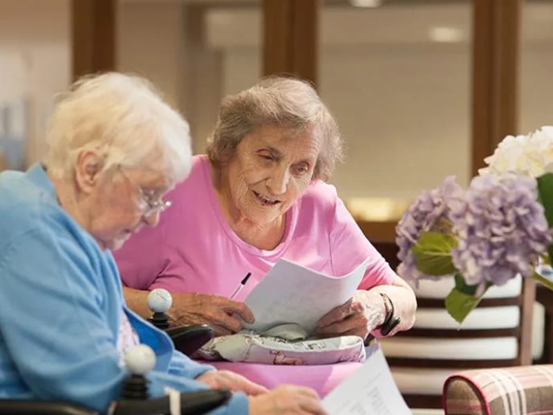 At Hand Supported Living Services - Assisted Living in Reading, England photo 2