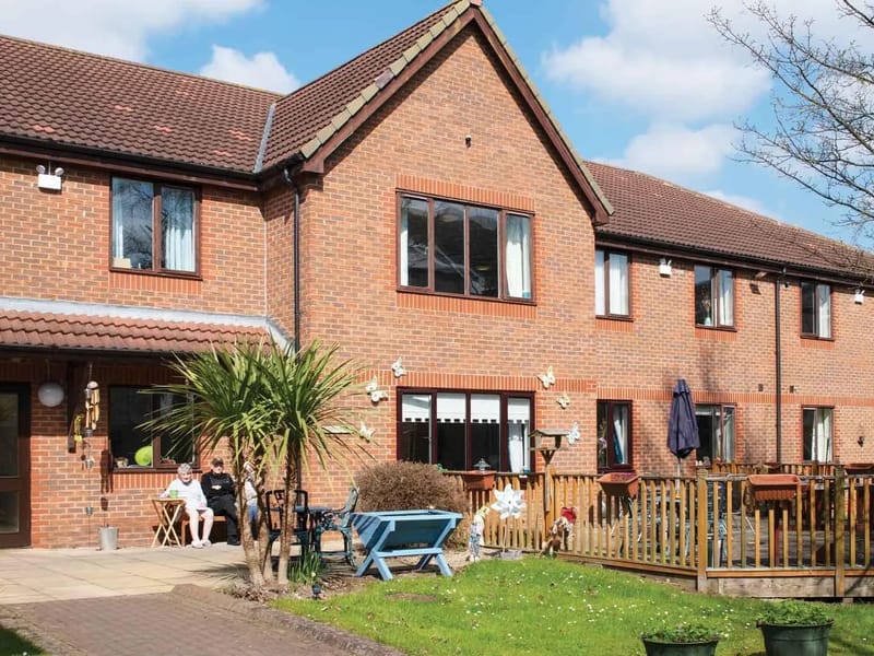 Green Lodge - Nursing Home in Stockton-On-Tees, England photo 1