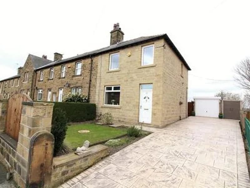 Bridgewood House - Assisted Living in Huddersfield, England photo 2