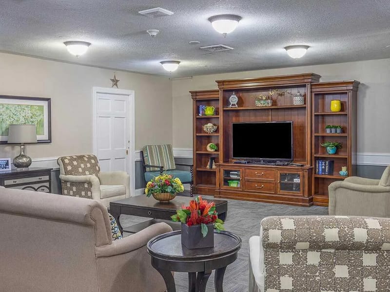 Antebellum Arlington Place - Assisted Living in Macon, GA photo 3