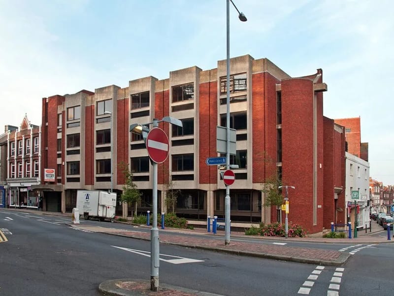 Beechwood Grove - Nursing Home in Eastbourne, England photo 2