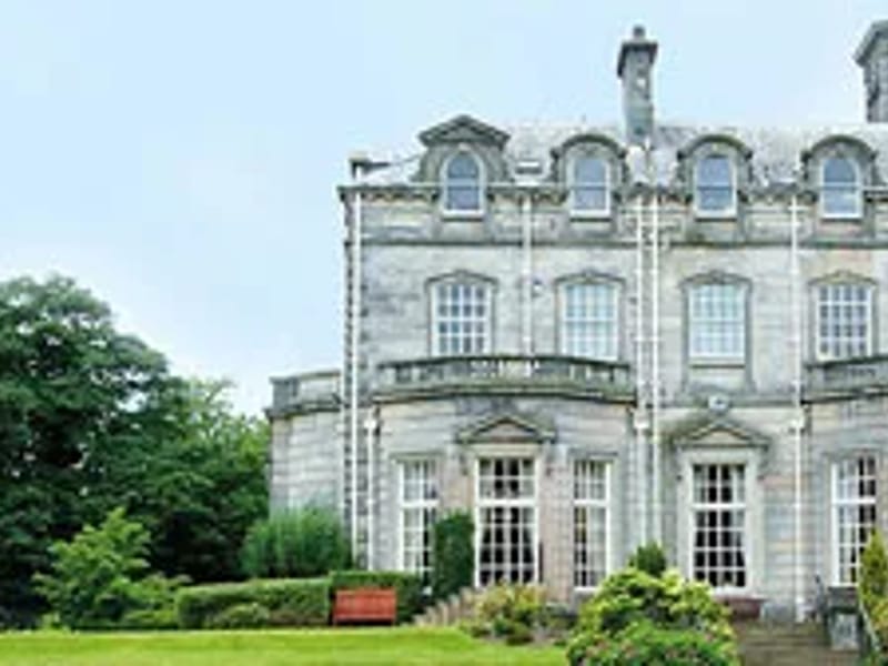 Barnston Court Care Home - Nursing Home in Wirral, England photo 1