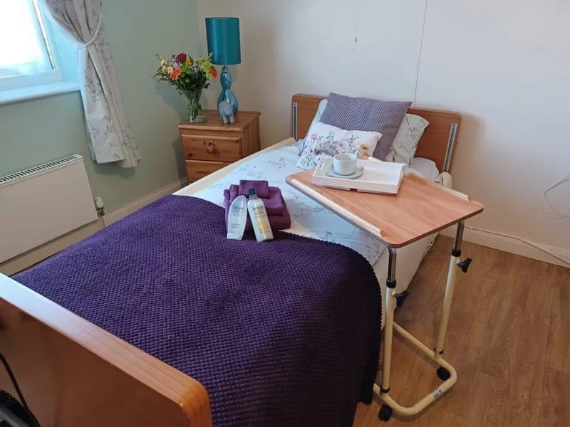 Barnston Court Care Home - Nursing Home in Wirral, England photo 2