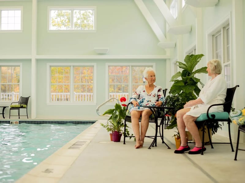 Loomis Lakeside At Reeds Landing - Assisted Living in Springfield, MA photo 2