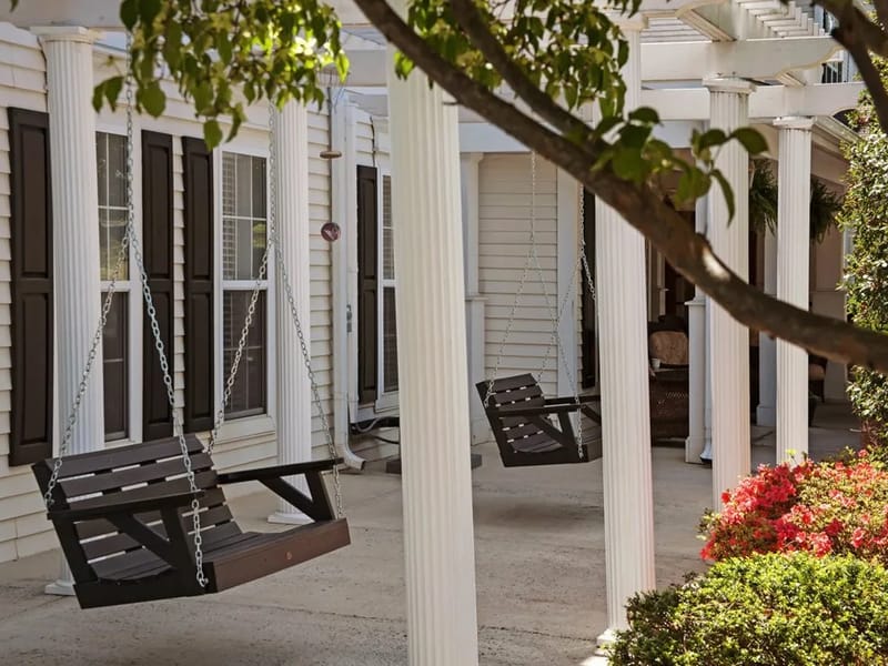 Colonial Long Term Care Facility - Assisted Living in Mt. Airy, NC photo 2