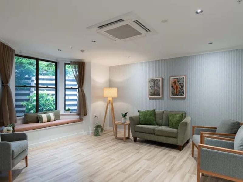 Clifford House Residential Care Home - Assisted Living in Andover, England photo 2