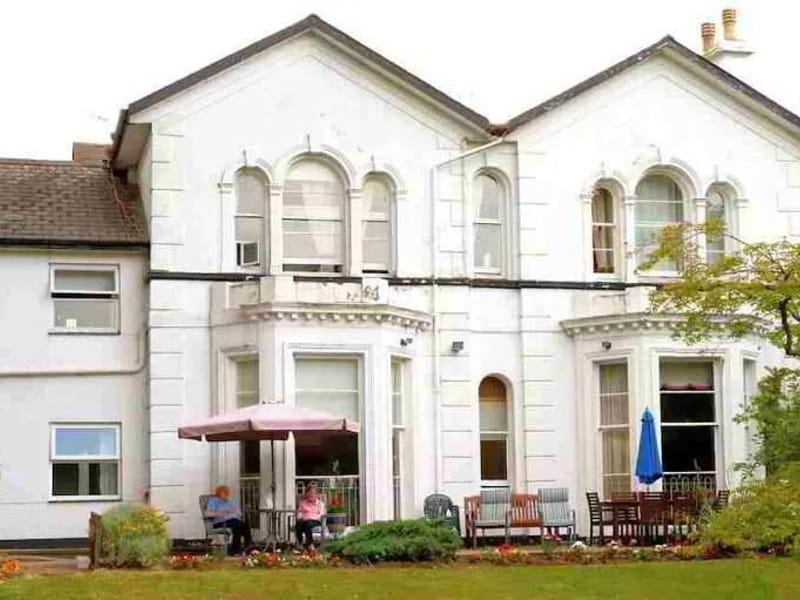 Greycliffe Manor - Nursing Home in Torquay, England photo 2