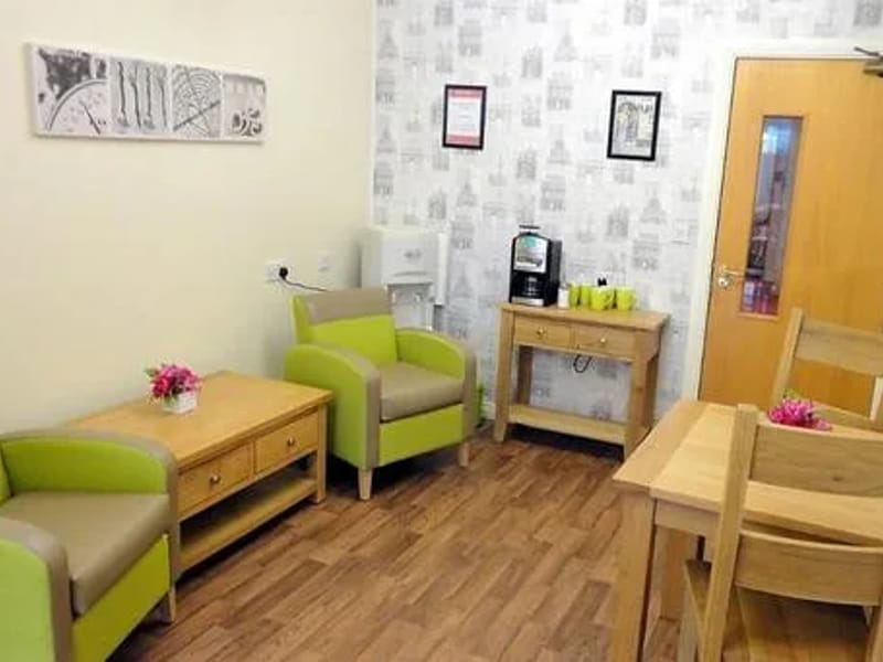 Astor Court - Nursing Home in Cramlington, England photo 3