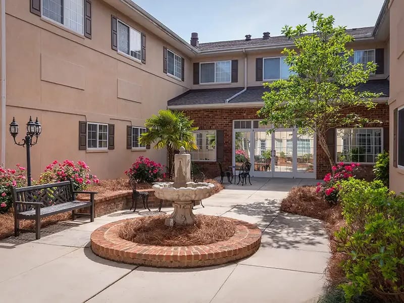 Bridge Assisted Living At Life Care Center Of Charleston — Assisted Living, North Charleston, SC · photo 3