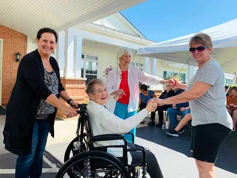 Arbor Village Of Geneva Crossing - Assisted Living in Lake Geneva, WI photo 1