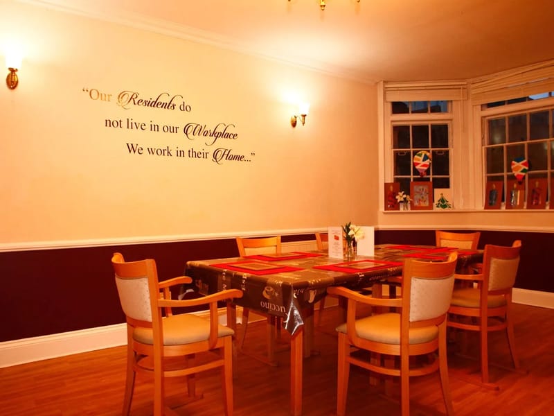 Hazelwood Gardens Nursing Home in Bristol, England photo 1