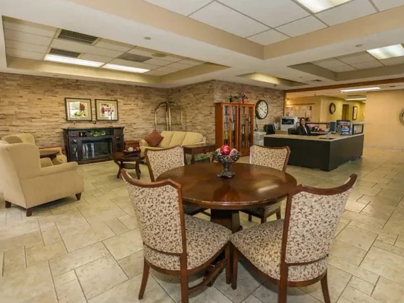 AZ - Rio Vista Post Acute and Rehabilitation - Nursing Home in Peoria, AZ photo 2