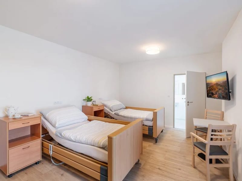 domovy pro seniory (5508286) - Podporované bydlení in Zlín, Zlínský kraj photo 1