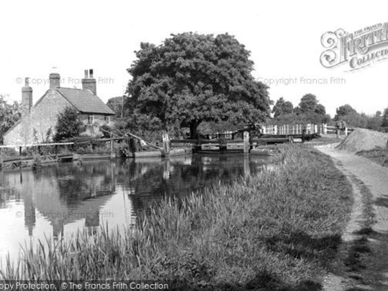 Wey View - Assisted Living in Addlestone, England photo 3