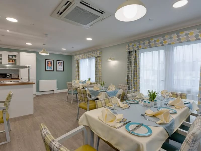 Deewater Grange - Nursing Home in Chester, England photo 3