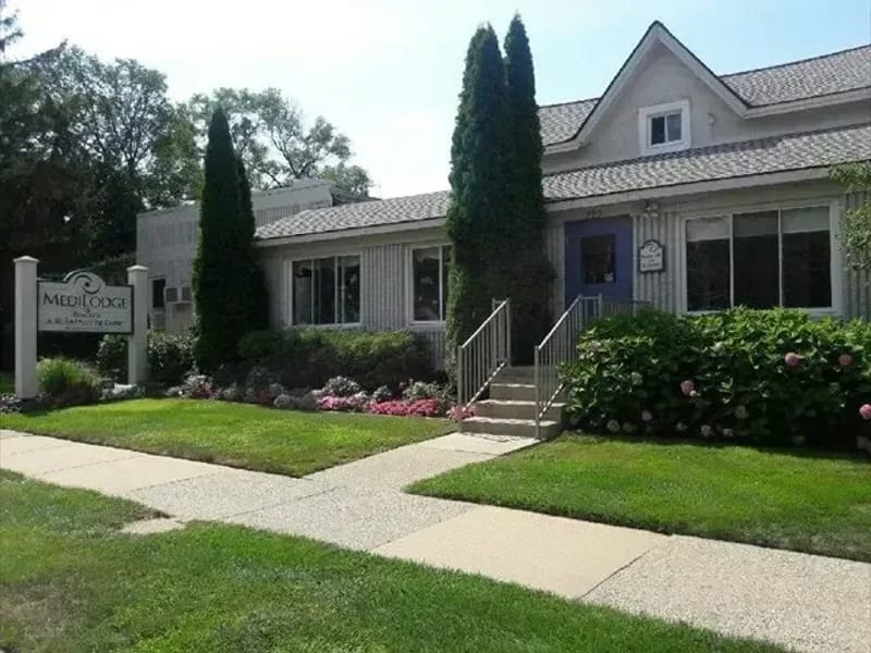 Medilodge of Livonia - Nursing Home in Livonia, MI photo 2