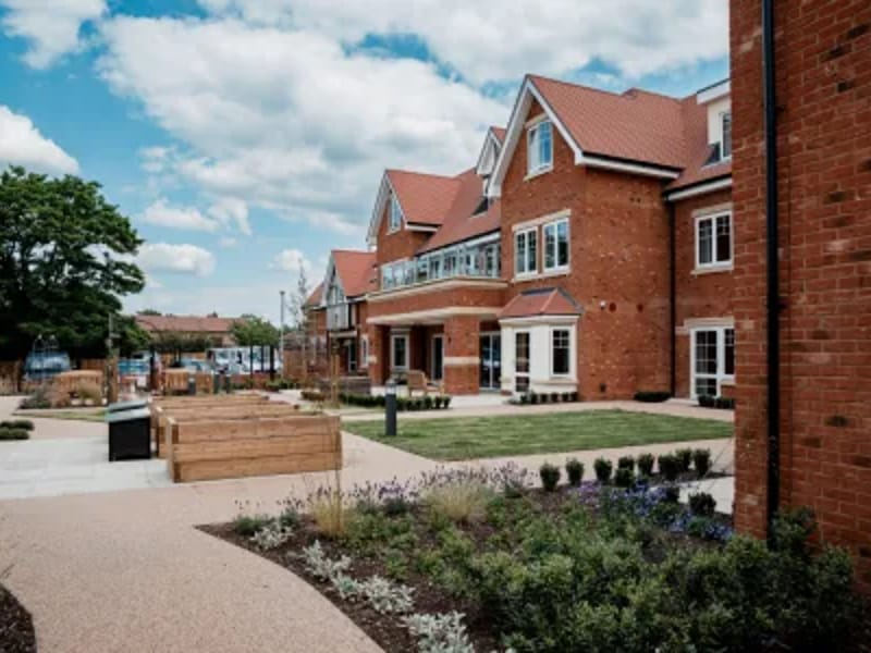 Pittsmead Grange Care Home in Bromley, England photo 2