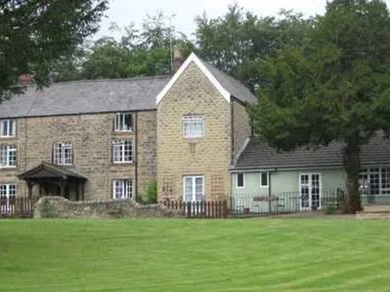 Hollybank House - Nursing Home in Alfreton, England photo 2