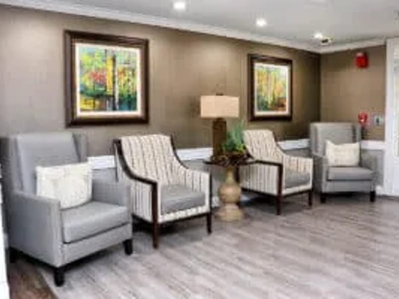 Louisville East Post Acute - Nursing Home in Louisville, KY photo 2