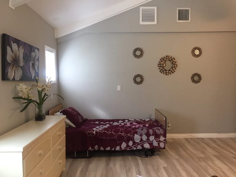 Covello Top Notch Care Llc - Assisted Living in Reseda, CA photo 3