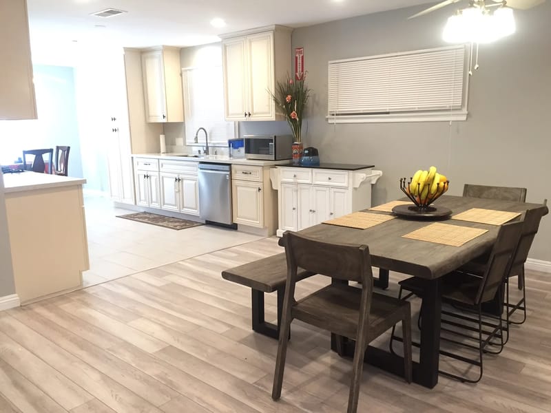 Covello Top Notch Care Llc - Assisted Living in Reseda, CA photo 2