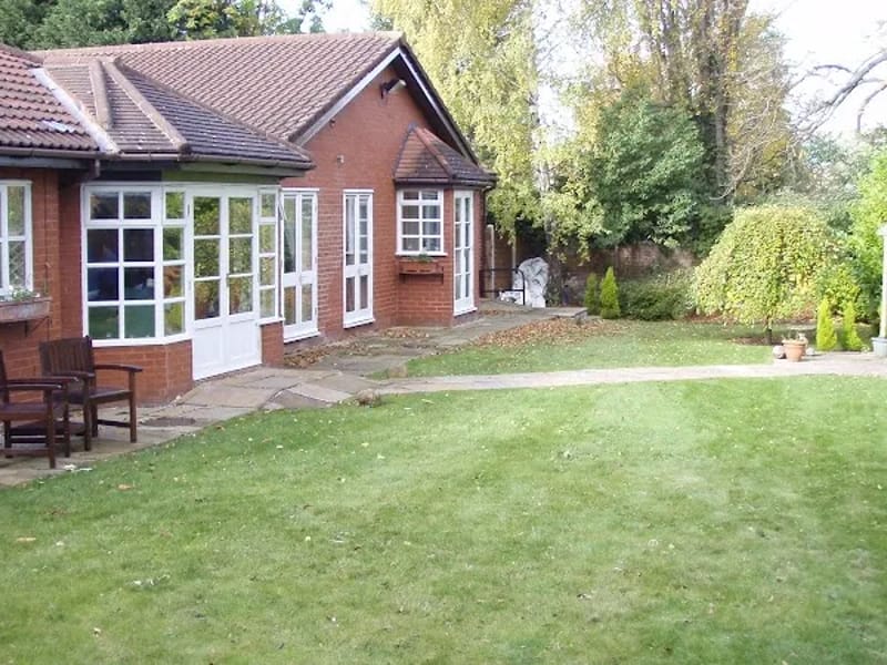 Woodheath Care Home - Nursing Home in Wirral, England photo 5