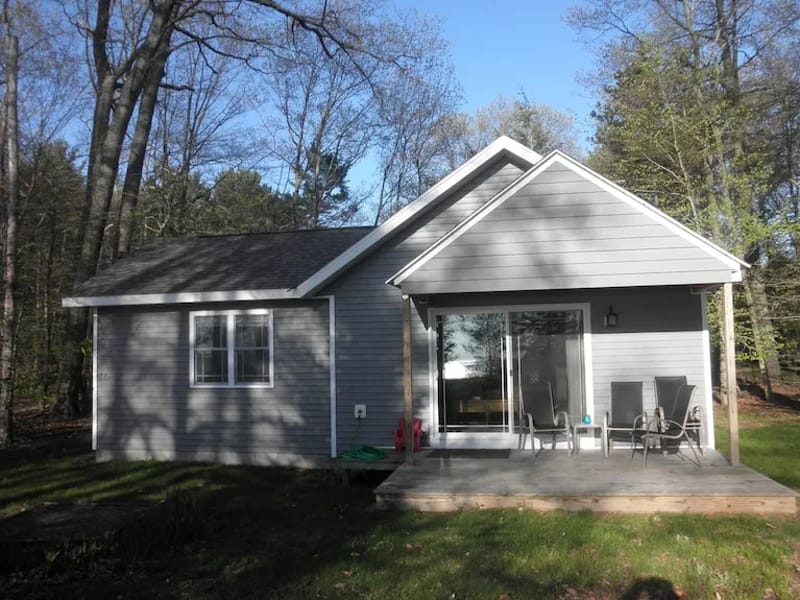 Cottage House Retreat — Assisted Living, Muskegon, MI · photo 2