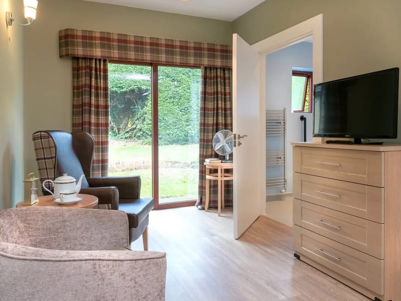 Poplars Care Centre - Nursing Home in Maidstone, England photo 3