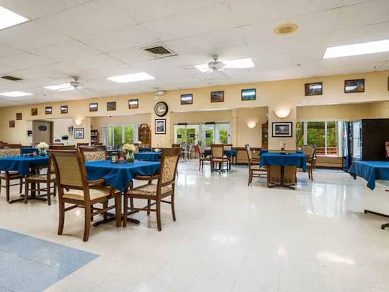 Orchard Valley Health and Rehabilitation - Nursing Home in Hendersonville, NC photo 2