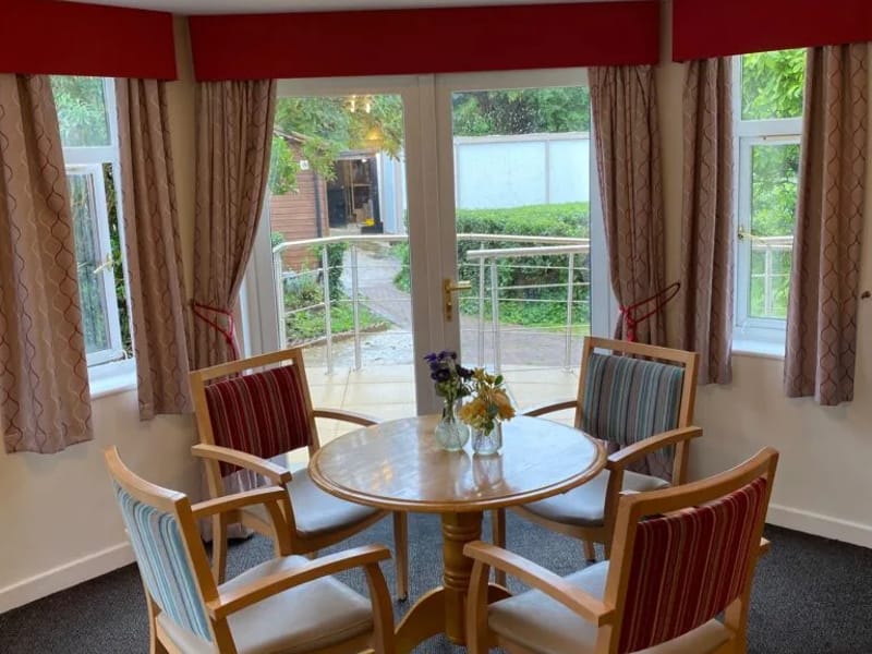 Abbey Chase Nursing Home - Nursing Home in Chertsey, England photo 2