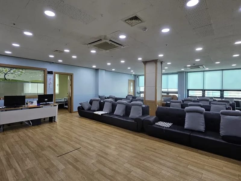 늘푸른집 주야간보호센터 - 주간보호 in 전주시, 전북특별자치도 photo 1
