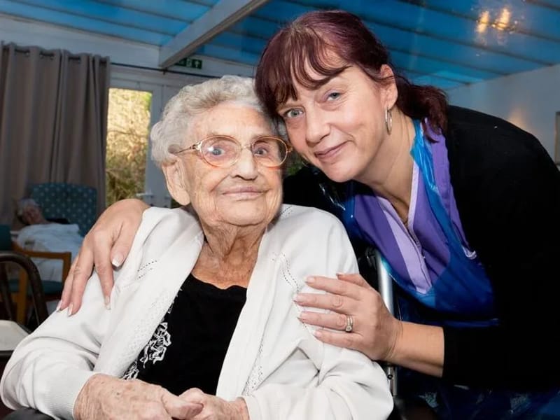 The Lilacs Residential Home - Nursing Home in Exeter, England photo 4