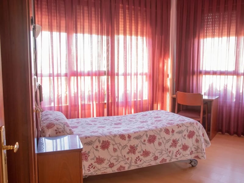 Residencia Rodríguez Andoin V - Hogar de Ancianos in Portugalete, País Vasco photo 2